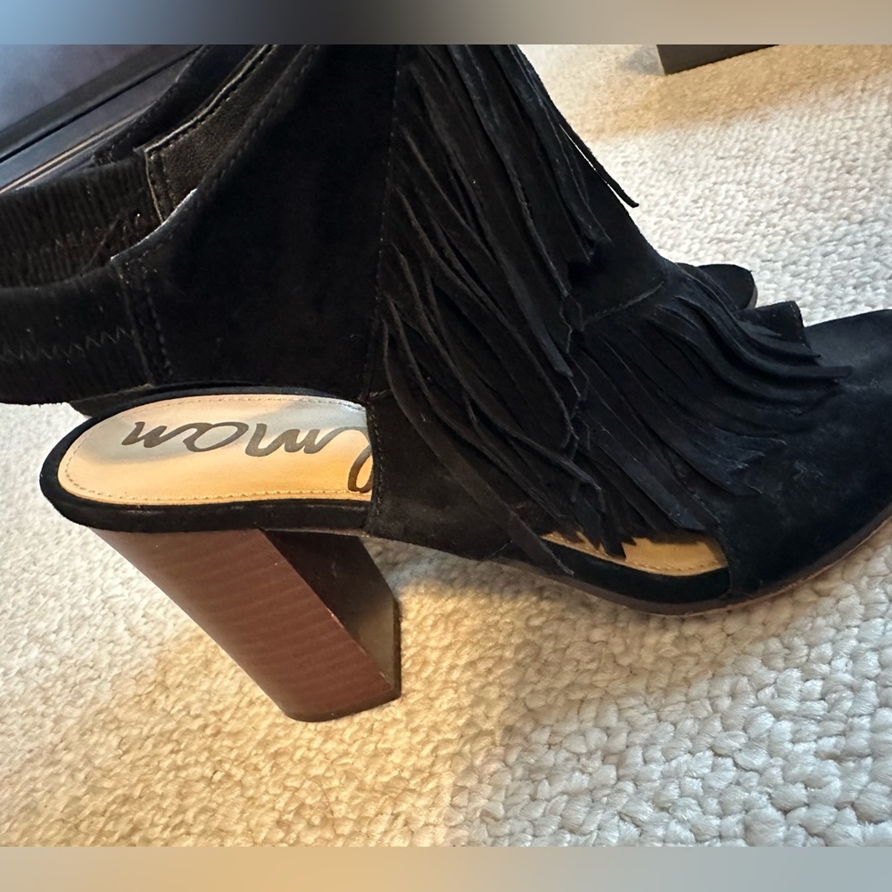 Sam Edelman black fringe heeled sandals, size 7